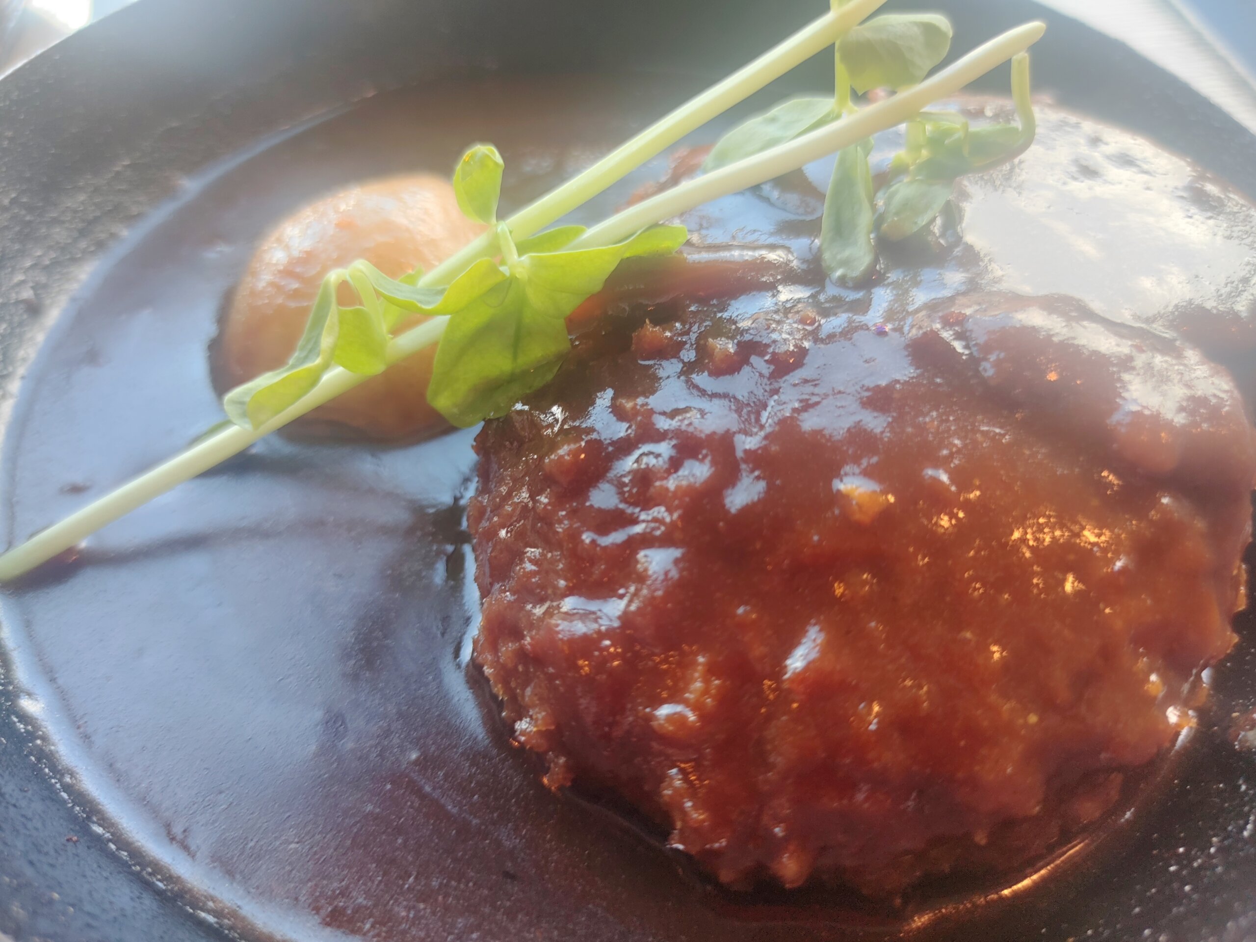 【静岡市葵区】シシリアのカレーハンバーグ、